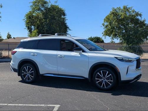 2023 INFINITI QX60 SENSORY