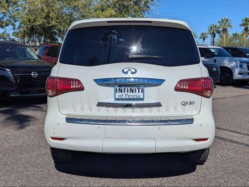 2016 INFINITI QX80 Base