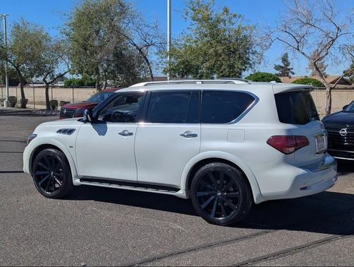 2016 INFINITI QX80 Base