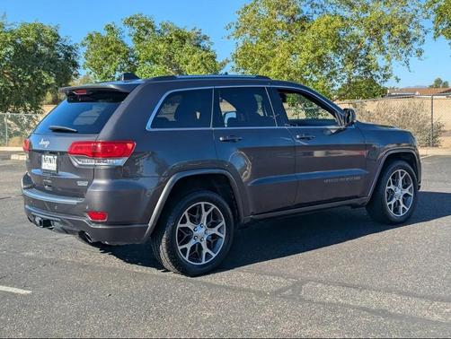 2018 Jeep Grand Cherokee Sterling Edition
