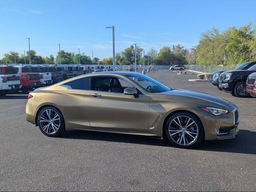 Solar Mica 2018 INFINITI Q60 3.0T LUXE