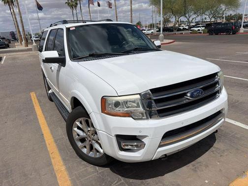 White 2016 Ford Expedition Limited