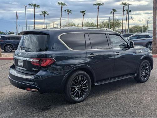 2022 INFINITI QX80 SENSORY AWD
