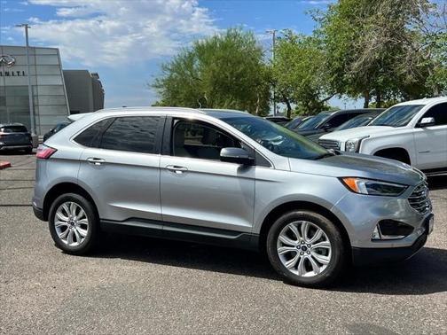2022 Ford Edge Titanium