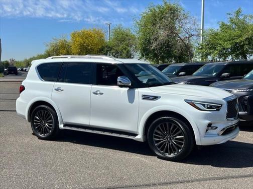 2024 INFINITI QX80 SENSORY AWD