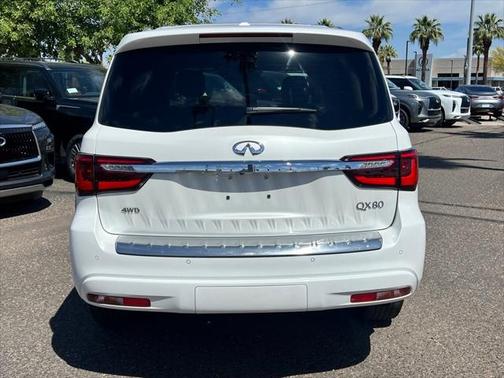 2024 INFINITI QX80 SENSORY AWD
