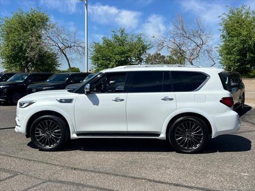 2024 INFINITI QX80 SENSORY AWD