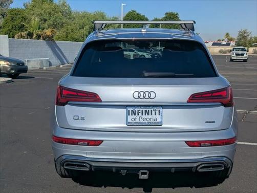 2022 Audi Q5 45 S line Premium Plus