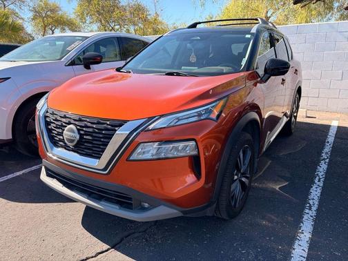 Sunset Drift Chromaflair/Super Black 2021 Nissan Rogue SL
