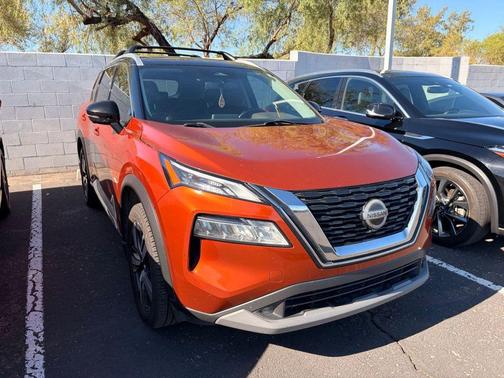 Sunset Drift Chromaflair/Super Black 2021 Nissan Rogue SL