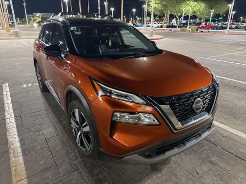 Sunset Drift Chromaflair/Super Black 2021 Nissan Rogue SL