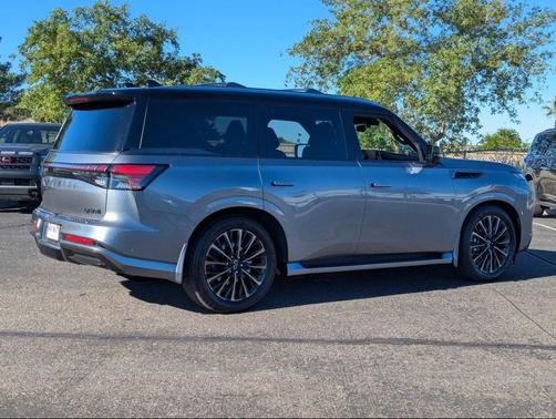 Dynamic Metal/Black Obsidian 2026 INFINITI QX80 AUTOGRAPH AWD