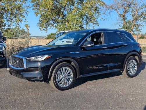 2024 INFINITI QX50 LUXE
