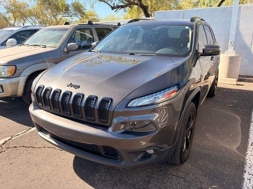 Granite Crystal Metallic Clearcoat 2017 Jeep Cherokee Limited