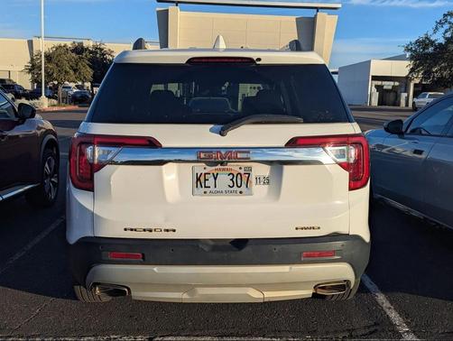 2023 GMC Acadia AWD SLT