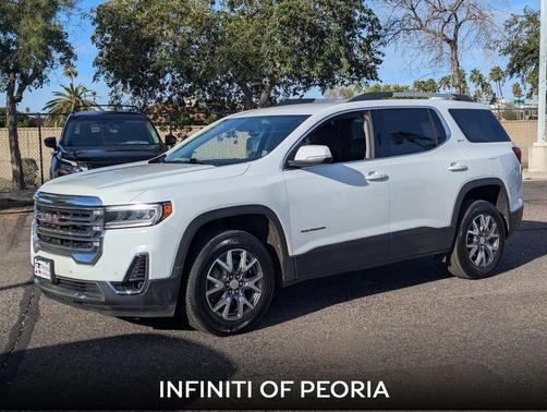 2023 GMC Acadia AWD SLT