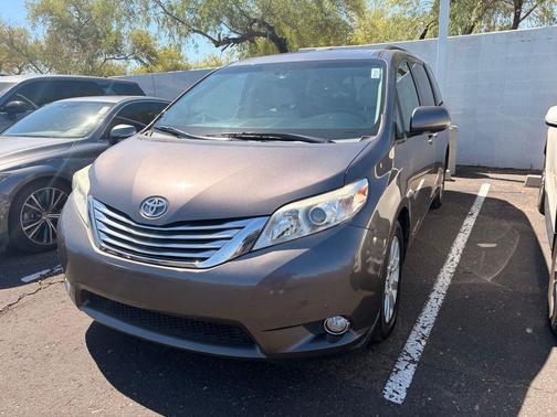 Predawn Gray Mica 2012 Toyota Sienna Limited