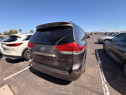 Predawn Gray Mica 2012 Toyota Sienna Limited