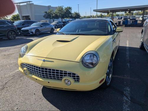 2002 Ford Thunderbird Base