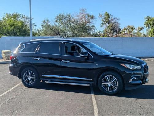 2017 INFINITI QX60 Base