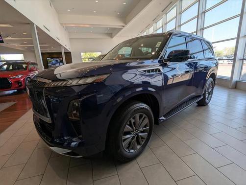 2025 INFINITI QX80 PURE