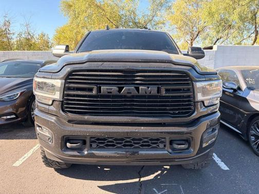 Diamond Black Crystal Pearlcoat 2020 RAM 2500 Laramie Mega Cab 4x4 6'4' Box