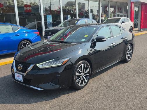 2021 Nissan Maxima SV