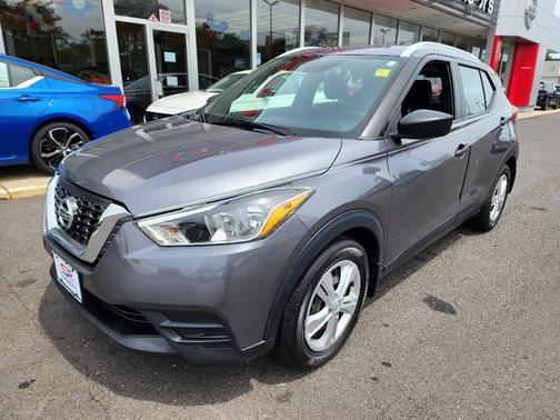 2019 Nissan Kicks S