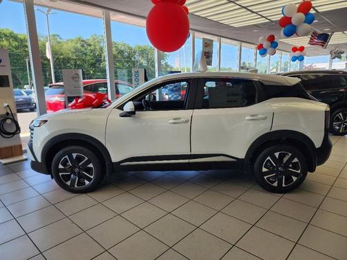 2025 Nissan Kicks SV