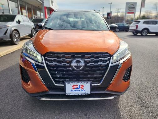 2024 Nissan Kicks SR