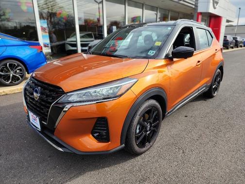 2024 Nissan Kicks SR