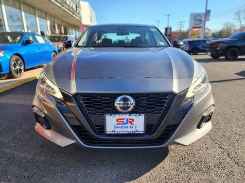 2022 Nissan Altima 2.5 SR