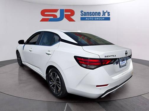 Cloud White 2023 Nissan Sentra SV