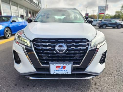 2024 Nissan Kicks SR