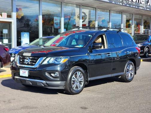 2020 Nissan Pathfinder SL