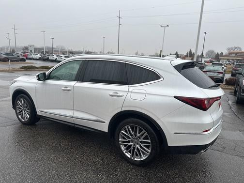 2023 Acura MDX 