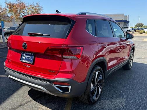 2024 Volkswagen Taos 1.5T SE