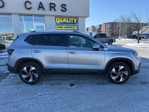 2025 Volkswagen Taos 1.5T SE