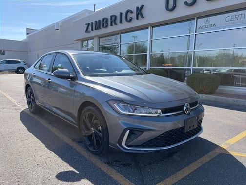 Platinum Gray Metallic 2025 Volkswagen Jetta 1.5T SE