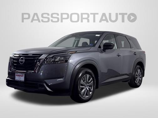 Gun Metallic 2025 Nissan Pathfinder S 4WD