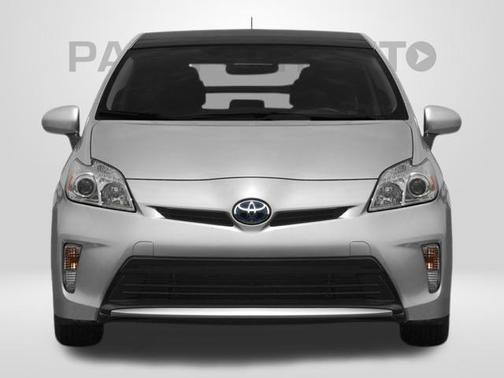 Winter Gray Metallic 2014 Toyota Prius Two