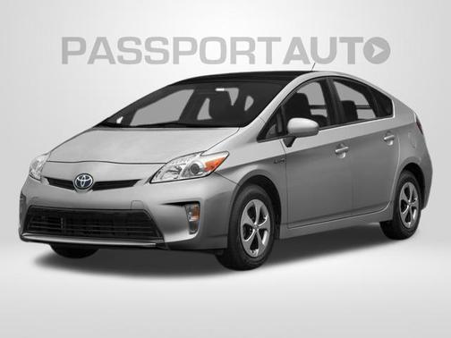 Winter Gray Metallic 2014 Toyota Prius Two