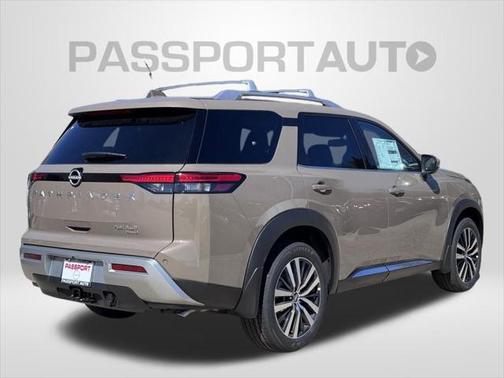 2025 Nissan Pathfinder Platinum 4WD