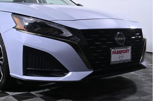 2023 Nissan Altima SR FWD