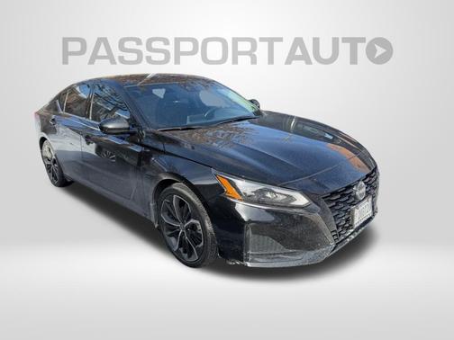 2023 Nissan Altima SR FWD