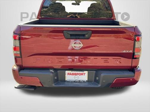 2025 Nissan Frontier SV