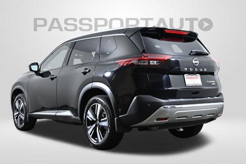 Super Black 2022 Nissan Rogue Platinum