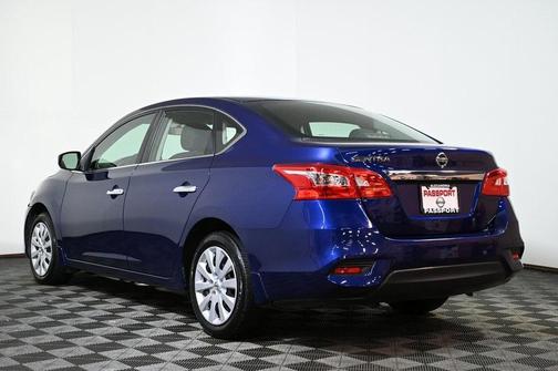 Photo 5 of 24 of 2019 Nissan Sentra S