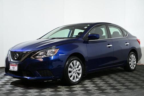 Photo 4 of 27 of 2019 Nissan Sentra S