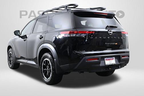 2024 Nissan Pathfinder Rock Creek 4WD